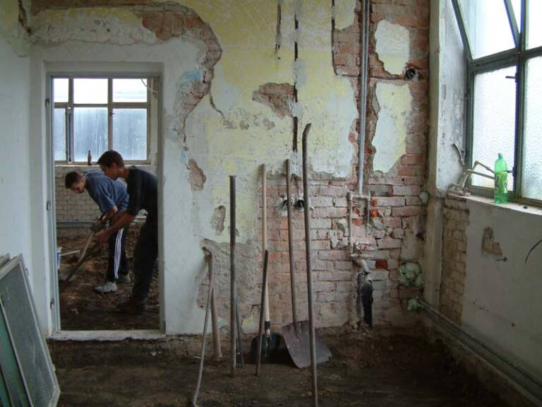 2003, příprava prostor, Otrokovice